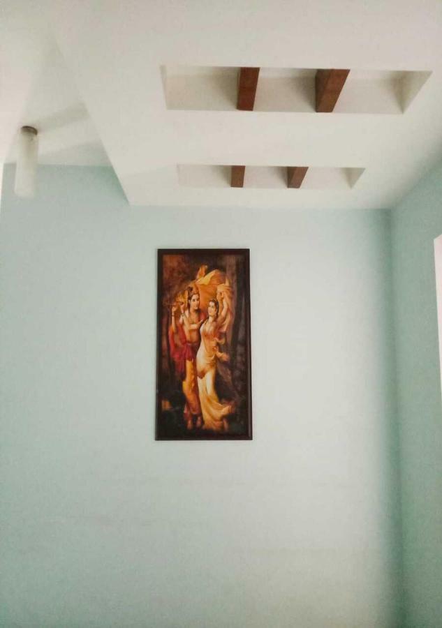 J P Residency Hotel Greater Noida Exterior photo